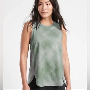 Athleta Zypher Tank in Green